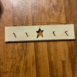 Primitive Wooden Key Holder with Star Wall Decor